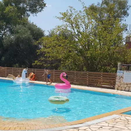 Kitchenette Pool 5 Guest house 3*