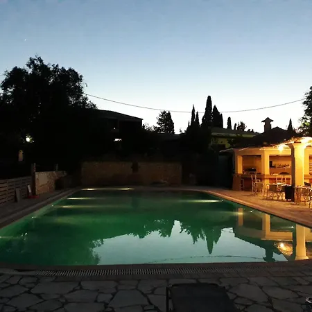Kitchenette Pool 5 Guest house 3*