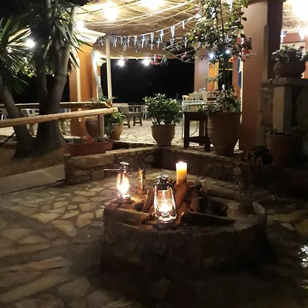Kitchenette Pool 5 Guest house Gouvia