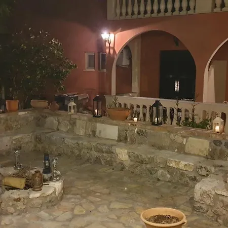 Kitchenette Pool 5 3*